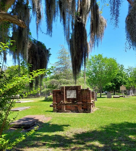 Savannah GA Graveyard.jpg